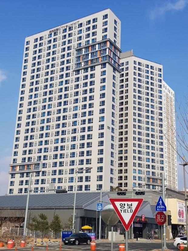 Gimcheon Gumi Ktx Yulgokdong Apartment מראה חיצוני תמונה